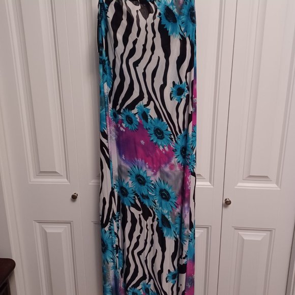 Floral sleeveless dress - Picture 3 of 6